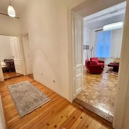 Lägenhet Apartman Centar